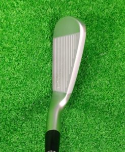 KING FORGED TEC アイアン構えると