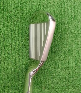 MABRIK MAXアイアンを構えると