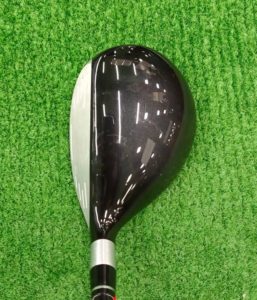 HONMA XP1UTを構えると