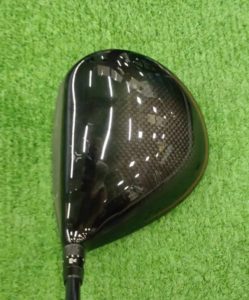 ZX5DRIVERを構えると