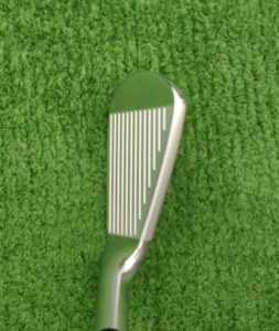 ZX7アイアンを構えると