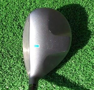 PRGR Carrys Q5を構えると