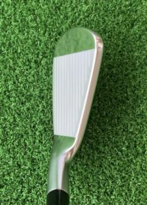 T200アイアンを構えると