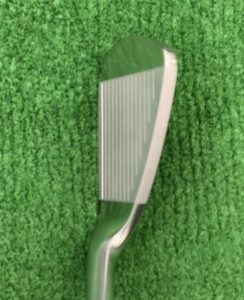 RMX VD40アイアンを構えると