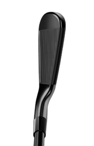 P790BLACKアイアン21を構えると