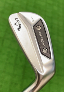 キャロウェイ APEX MB アイアン 2023のバックフェース