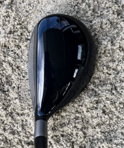 APEX UW 2023をバンカーで打つ