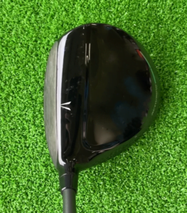 ゼクシオ エックス フェアウェイウッド 2024を構えた時のクラウンの見え方