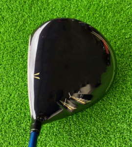 ゼクシオ13ドライバー を構えた時のクラウンの見え方