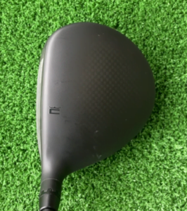 ダークスピード LS フェアウェイウッドを構えた時のクラウンの見え方