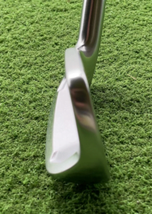 イーゾーンGTアイアン2024のトゥ側