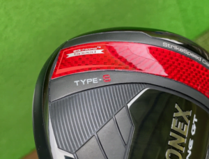 EZONE GT TYPE-S ドライバーのソールに刻印された[TYPE-S]ロゴ