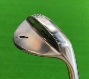 フォーティーンFAWウェッジのシンプルな外観