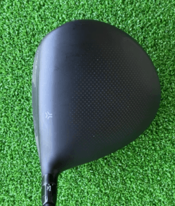 スリクソン ZXi MAX ドライバーを構えた時のクラウンの見え方