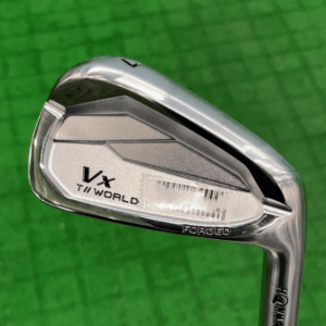 ツアーワールド TW767 Vx アイアンの外観