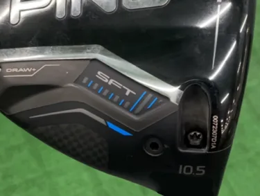 G440 SFT ドライバーのソールのロゴ