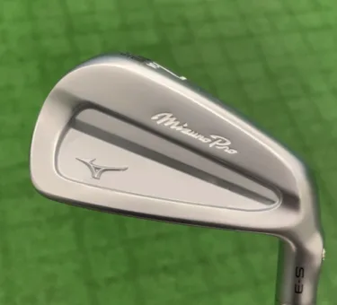 ミズノプロ S3アイアンの外観