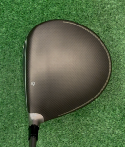 Qi4D MAX LITE ドライバーを構えた時のフェースの見え方